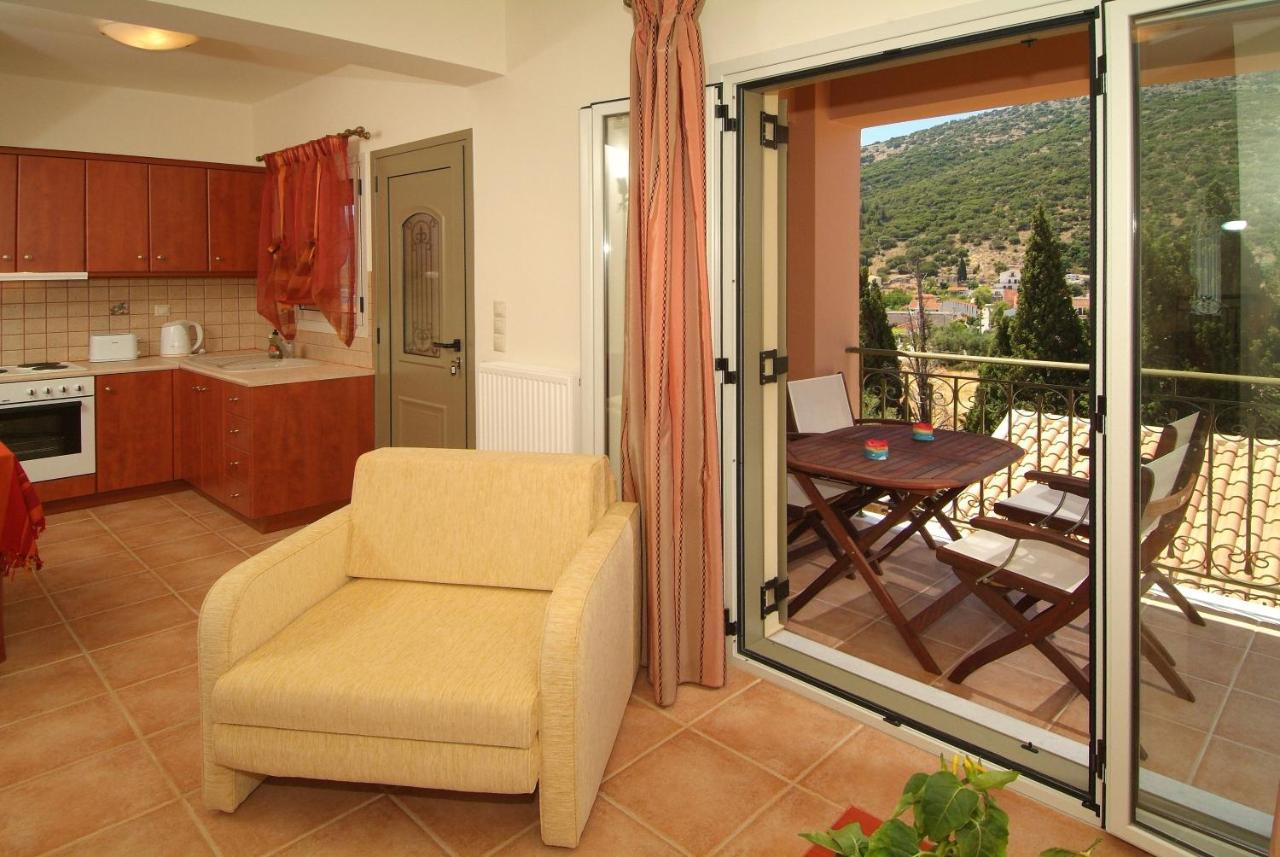 Garden Villas Αγία Ευφημία Εξωτερικό φωτογραφία