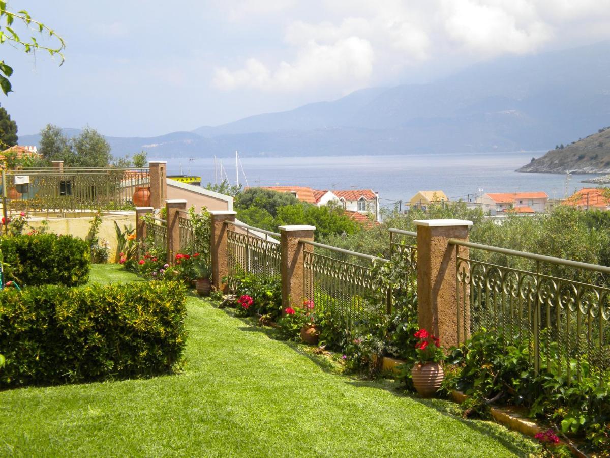 Garden Villas Αγία Ευφημία Εξωτερικό φωτογραφία